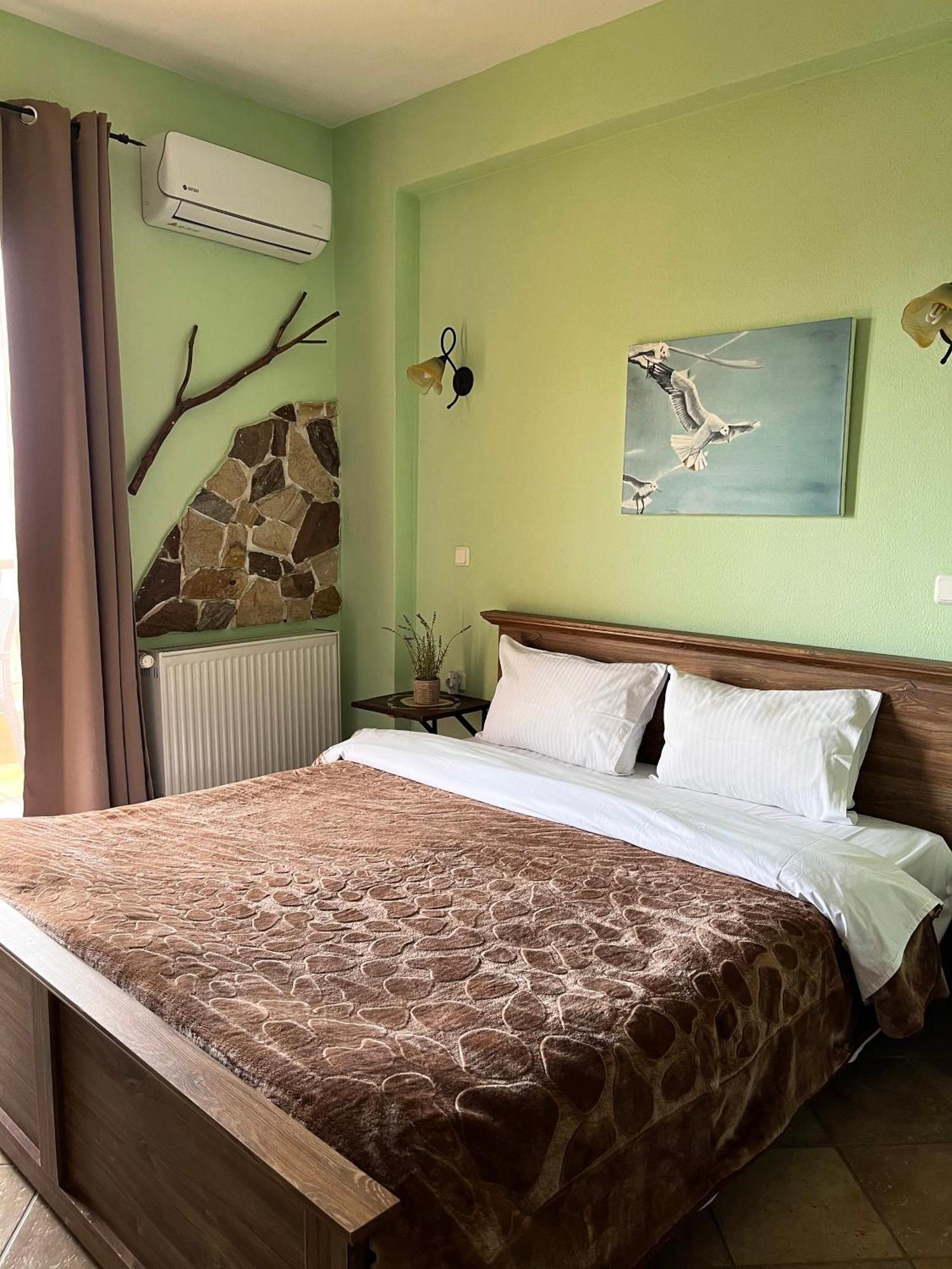 Guesthouse Kerkinitis Lithótopos Екстериор снимка