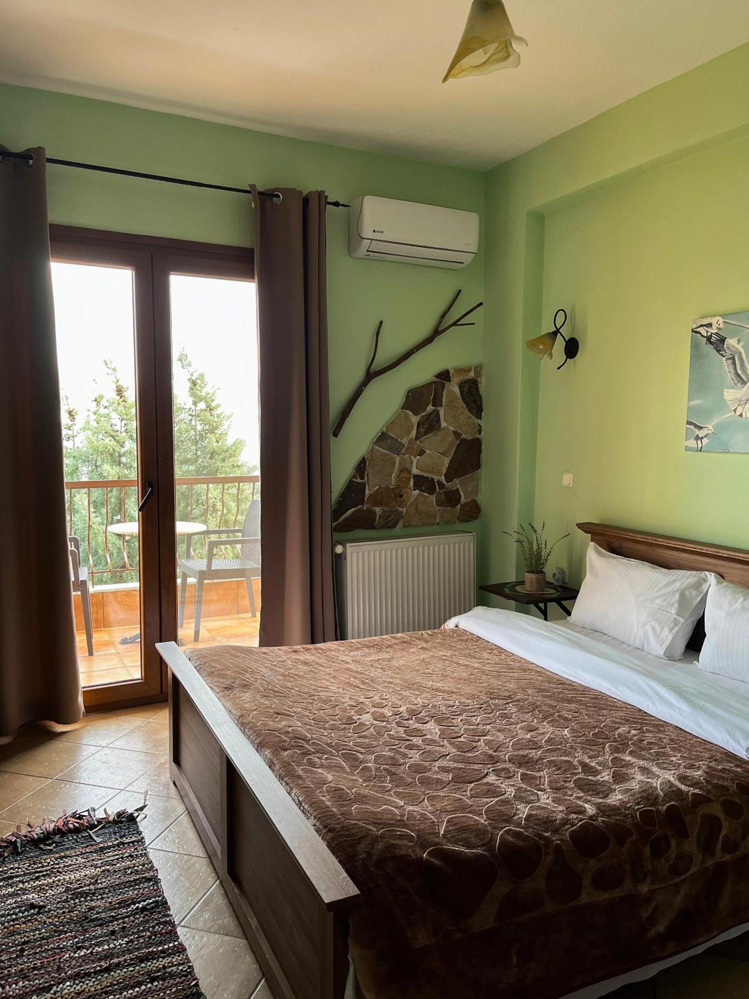 Guesthouse Kerkinitis Lithótopos Екстериор снимка
