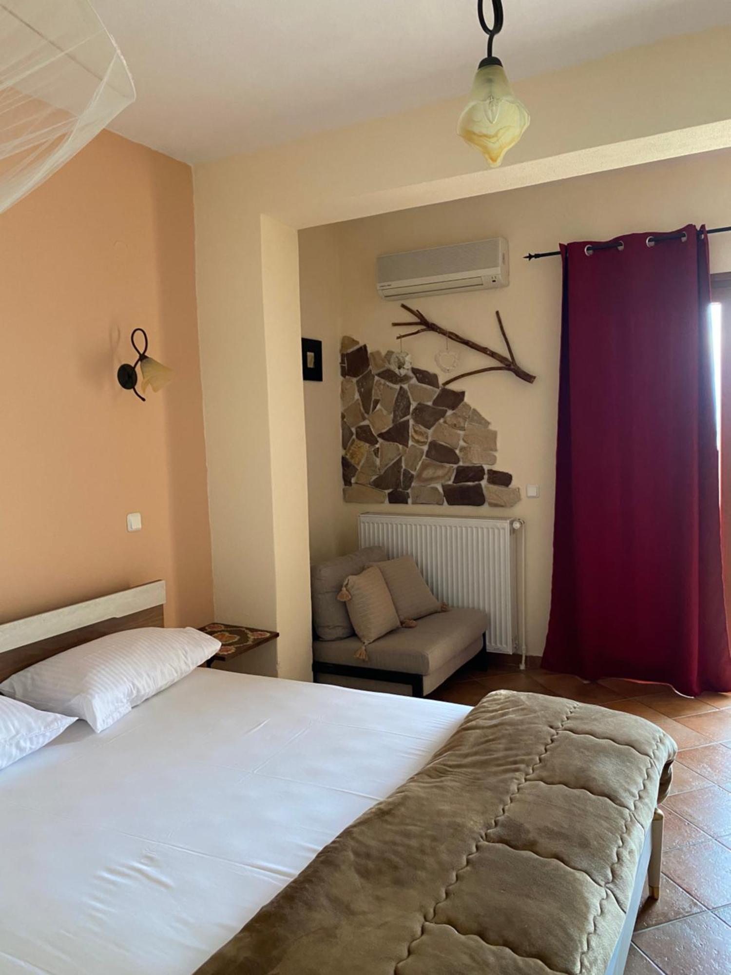 Guesthouse Kerkinitis Lithótopos Екстериор снимка